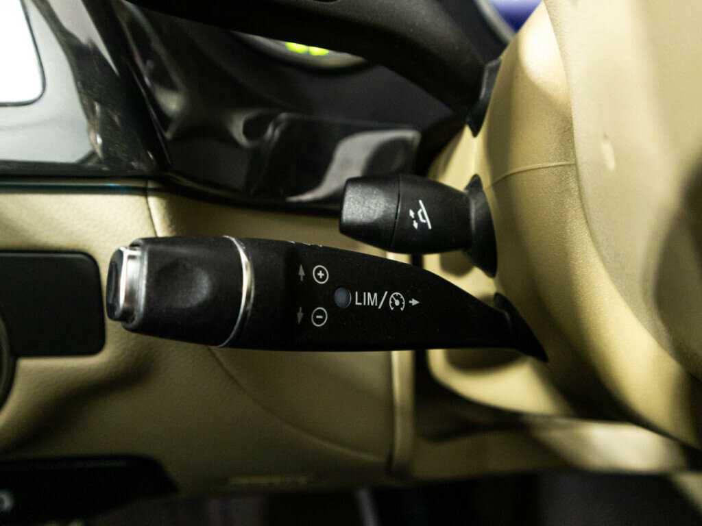 Mercedes-Benz CLS с пробегом — 2013 год. Фото: #18