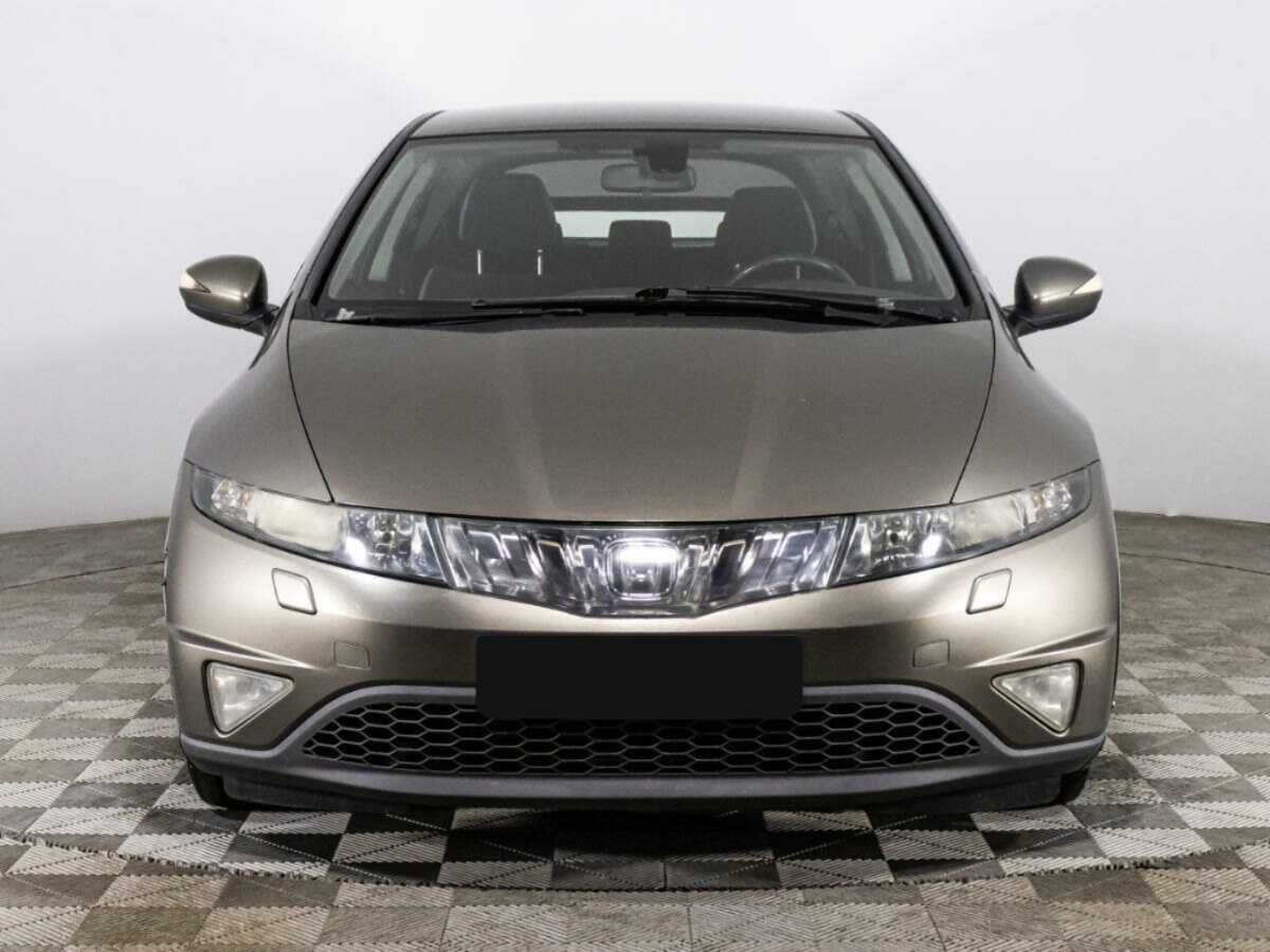 Honda Civic с пробегом — 2008 год. Фото: #1