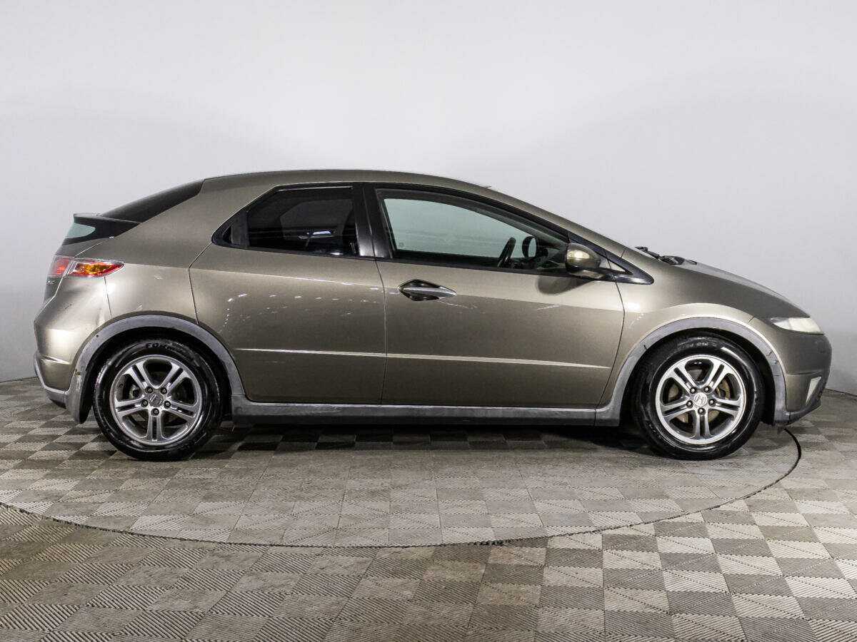 Honda Civic с пробегом — 2008 год. Фото: #3