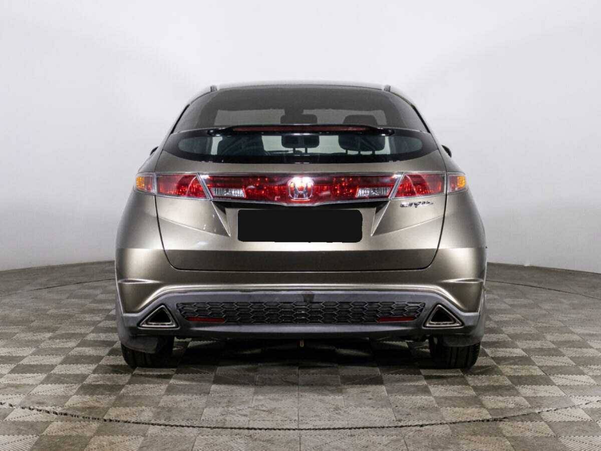 Honda Civic с пробегом — 2008 год. Фото: #5