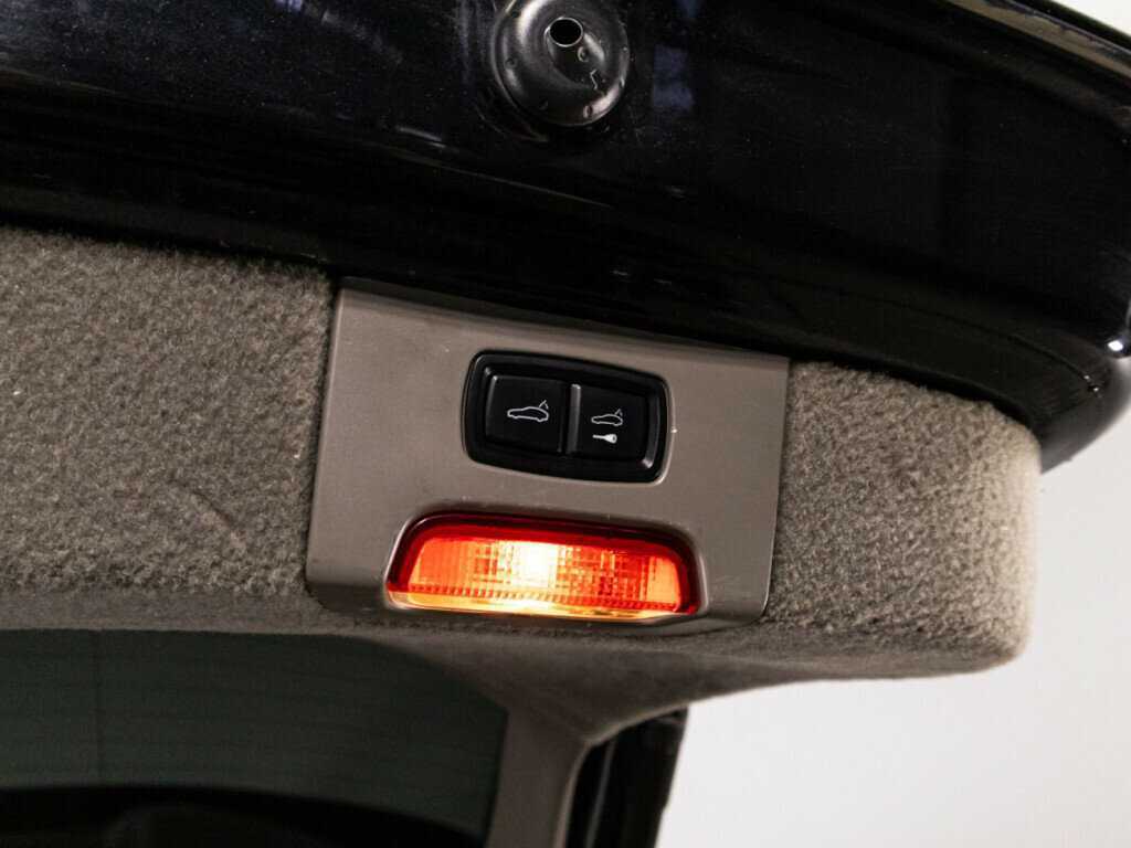 Porsche Cayenne с пробегом — 2010 год. Фото: #13