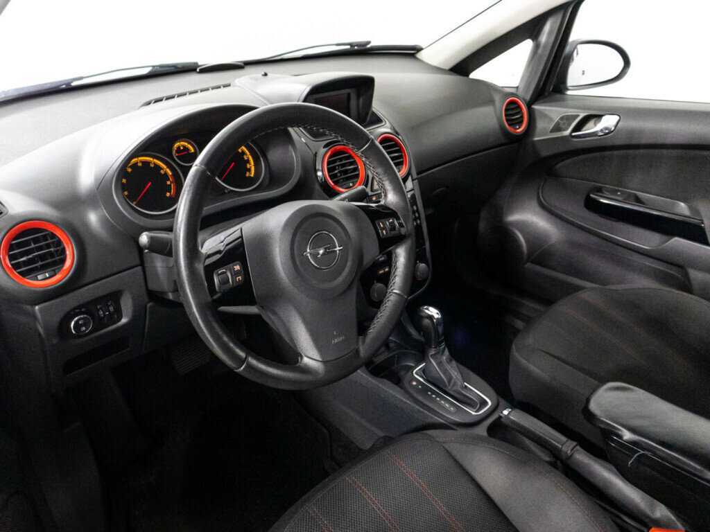 Opel Corsa с пробегом — 2011 год. Фото: #10