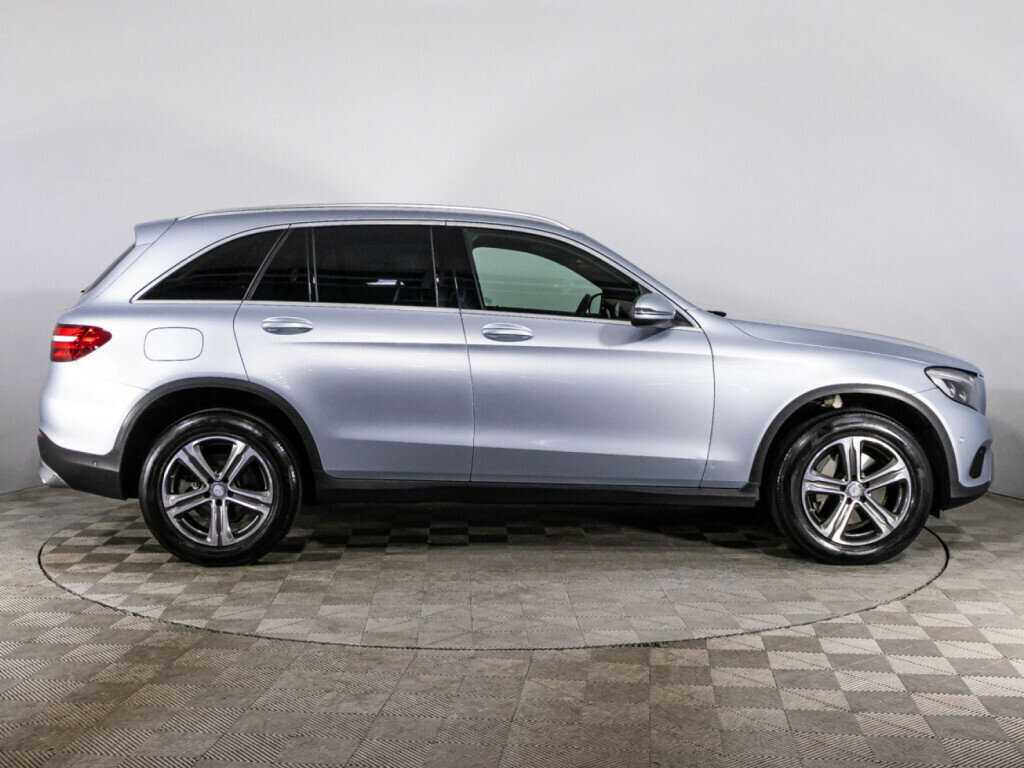 Mercedes-Benz GLC с пробегом — 2015 год. Фото: #3