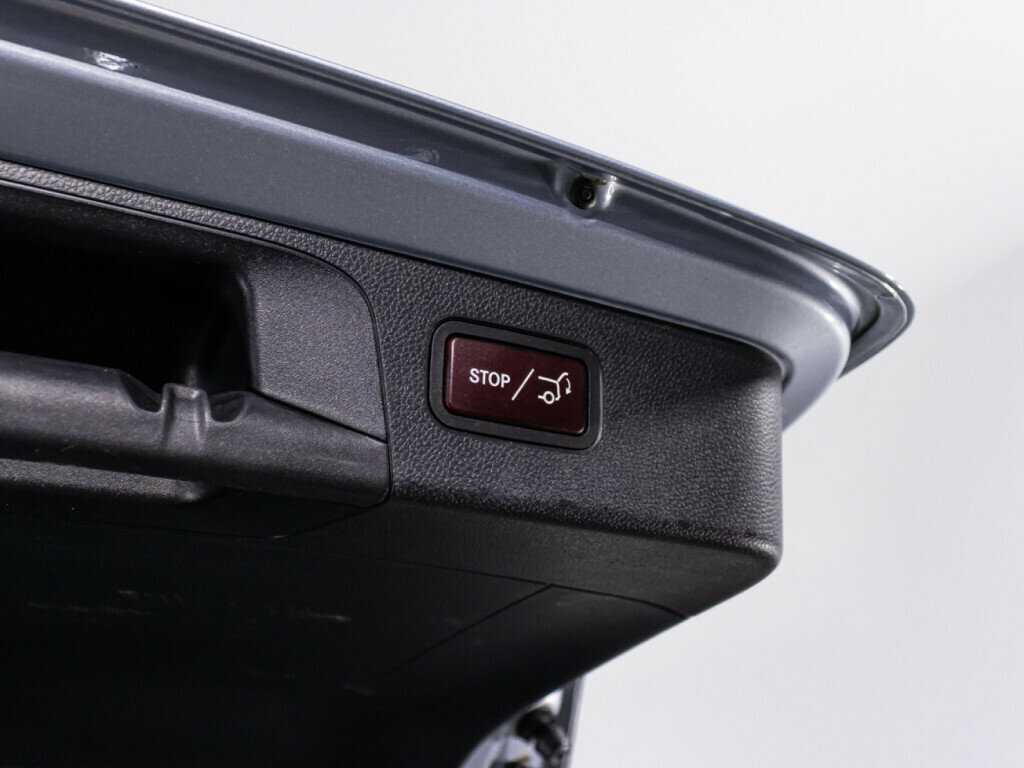 Mercedes-Benz GLC с пробегом — 2015 год. Фото: #15