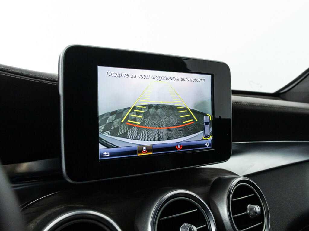 Mercedes-Benz GLC с пробегом — 2015 год. Фото: #16