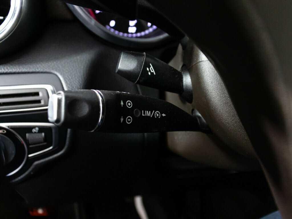 Mercedes-Benz GLC с пробегом — 2015 год. Фото: #22