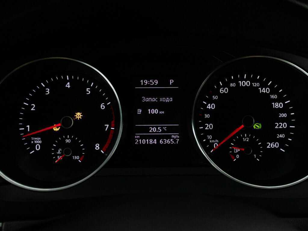 Volkswagen Jetta с пробегом — 2017 год. Фото: #11