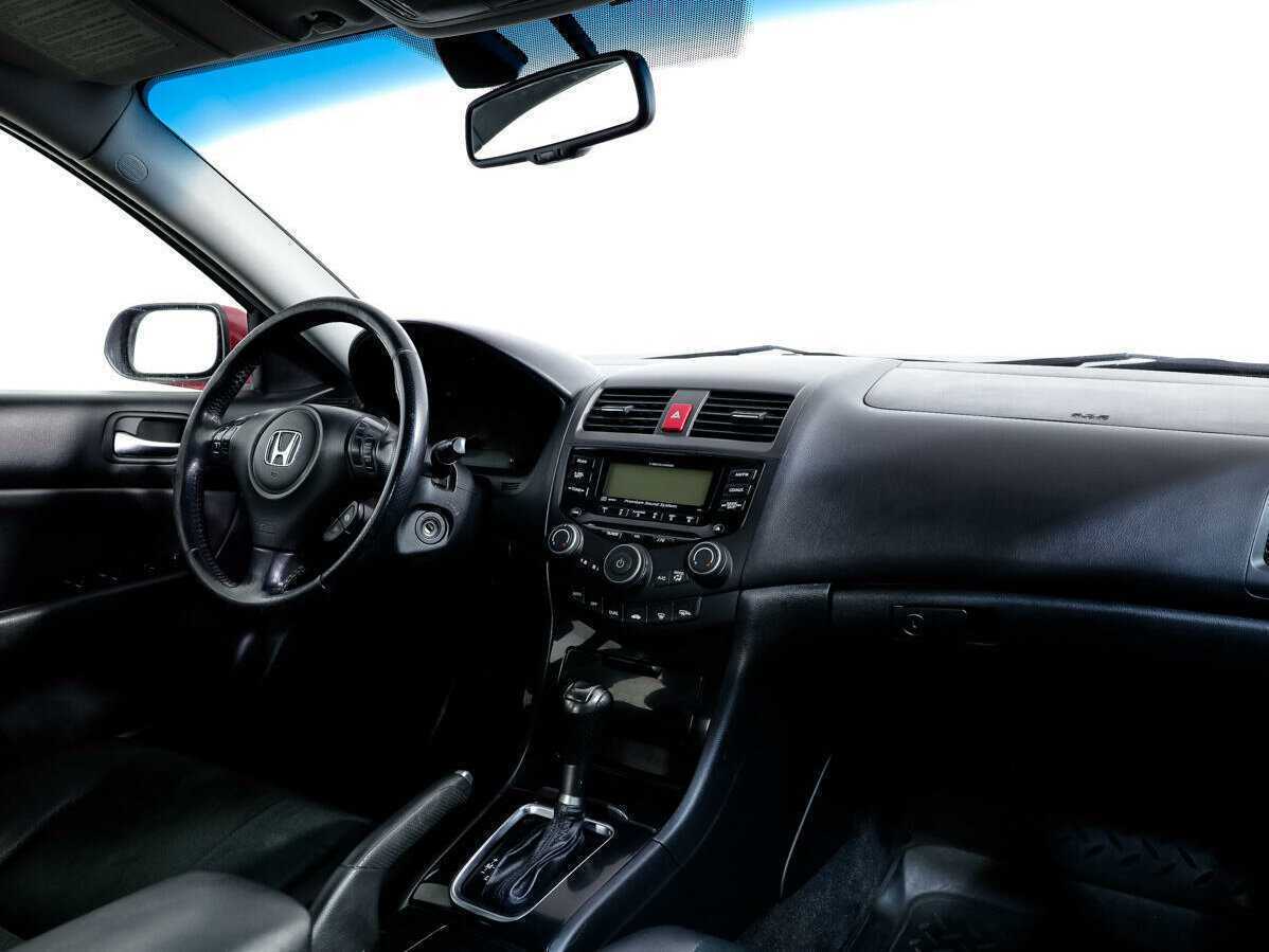Honda Accord с пробегом — 2007 год. Фото: #8