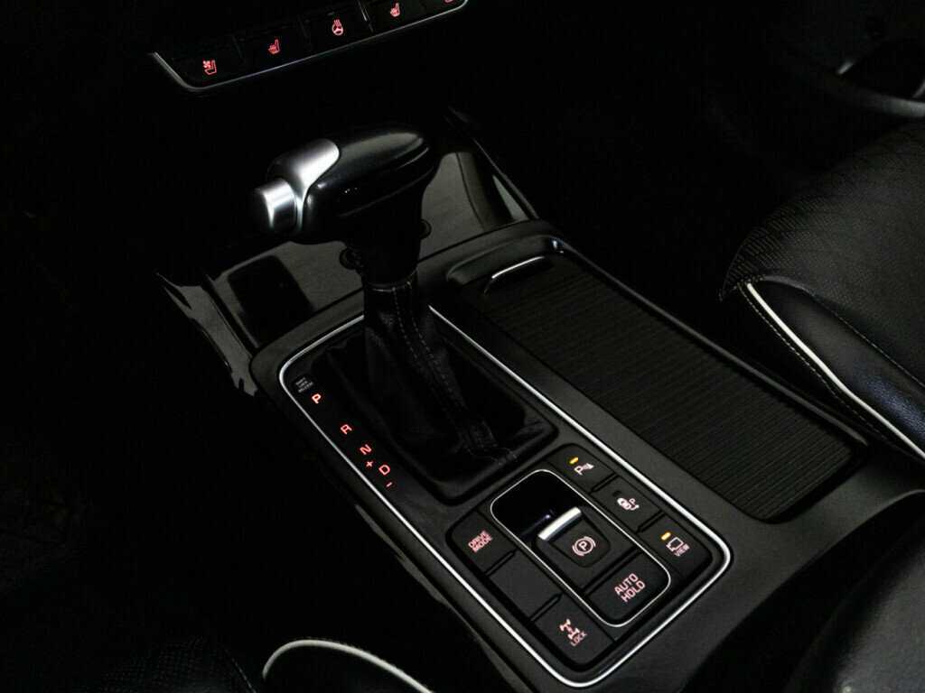 Kia Sorento с пробегом — 2018 год. Фото: #18