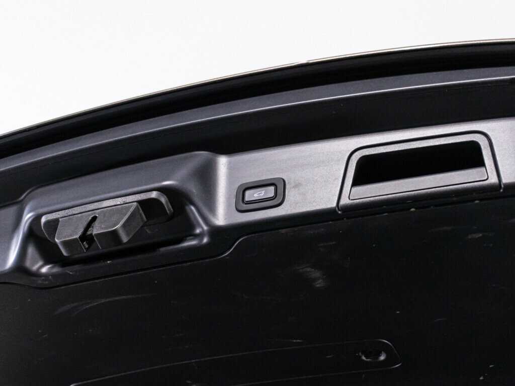 Land Rover Range Rover Evoque с пробегом — 2020 год. Фото: #15