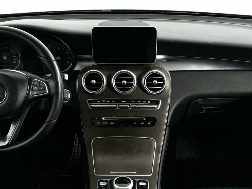 Mercedes-Benz GLC с пробегом — 2017 год. Фото: #13
