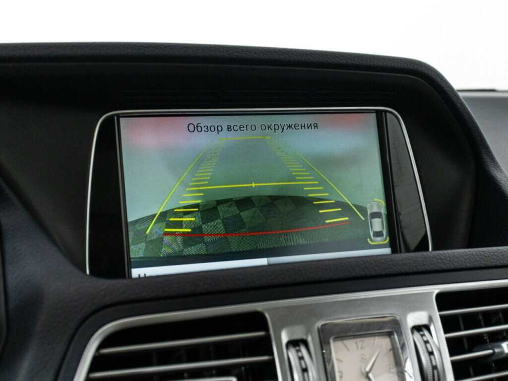 Mercedes-Benz E-Класс с пробегом — 2015 год. Фото: #16