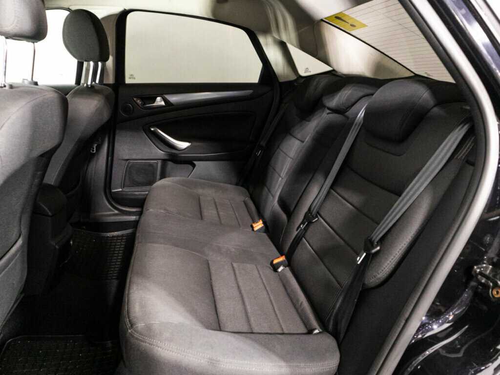 Ford Mondeo с пробегом — 2011 год. Фото: #9