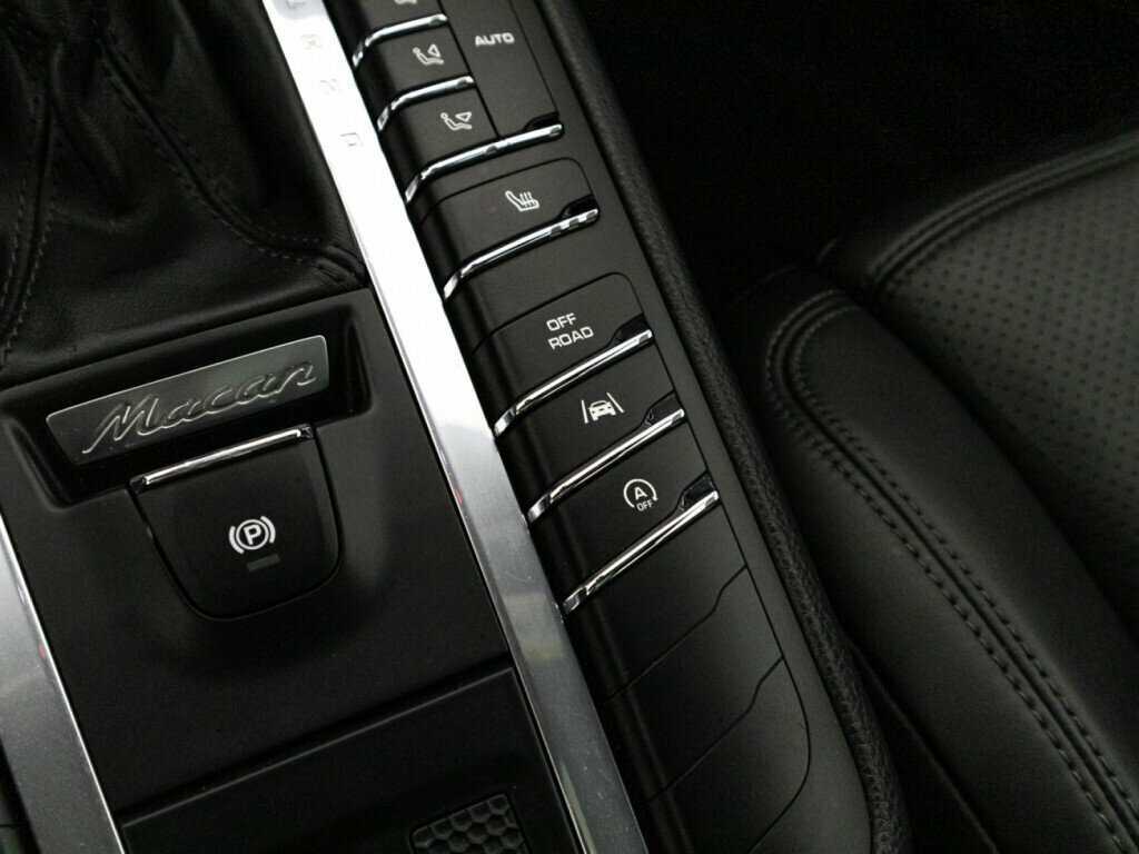 Porsche Macan с пробегом — 2018 год. Фото: #18