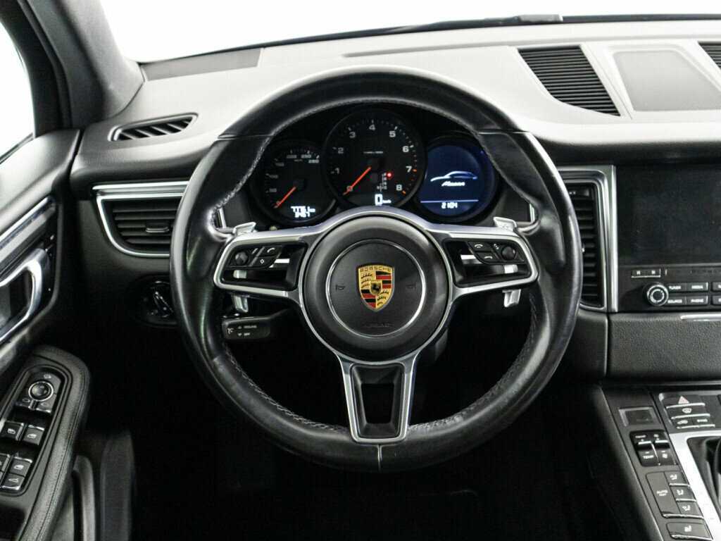 Porsche Macan с пробегом — 2018 год. Фото: #20