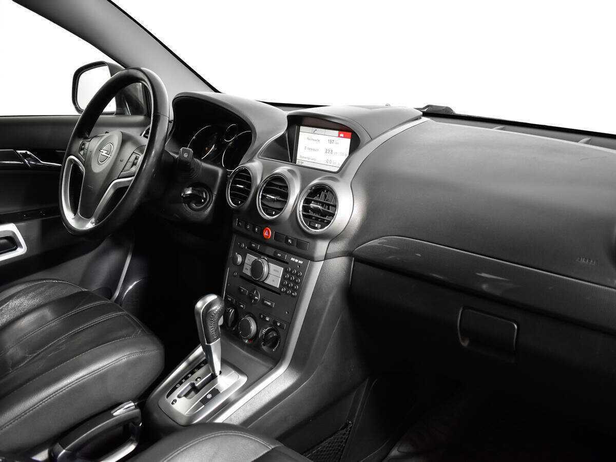 Opel Antara с пробегом — 2010 год. Фото: #5