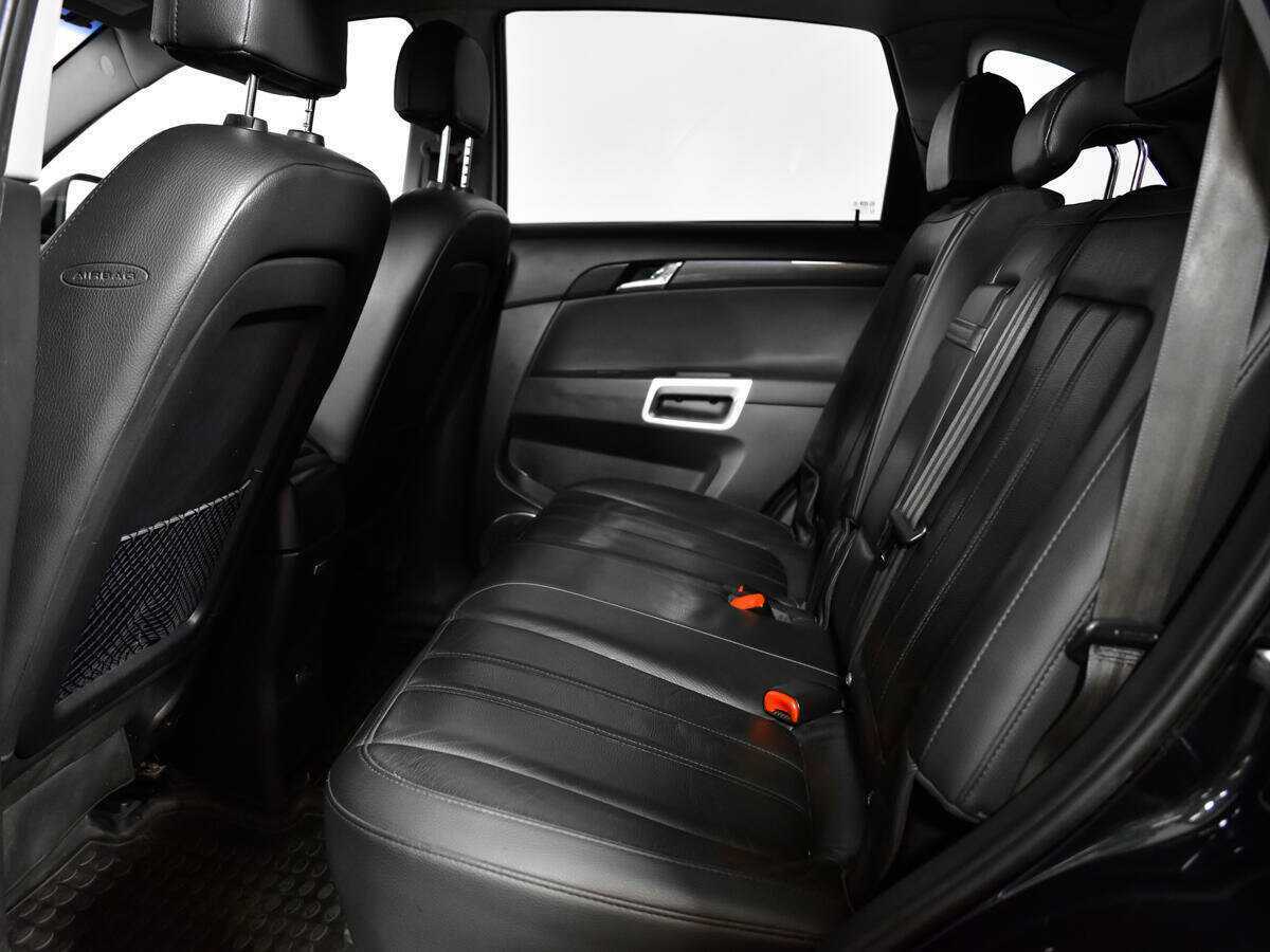 Opel Antara с пробегом — 2010 год. Фото: #6