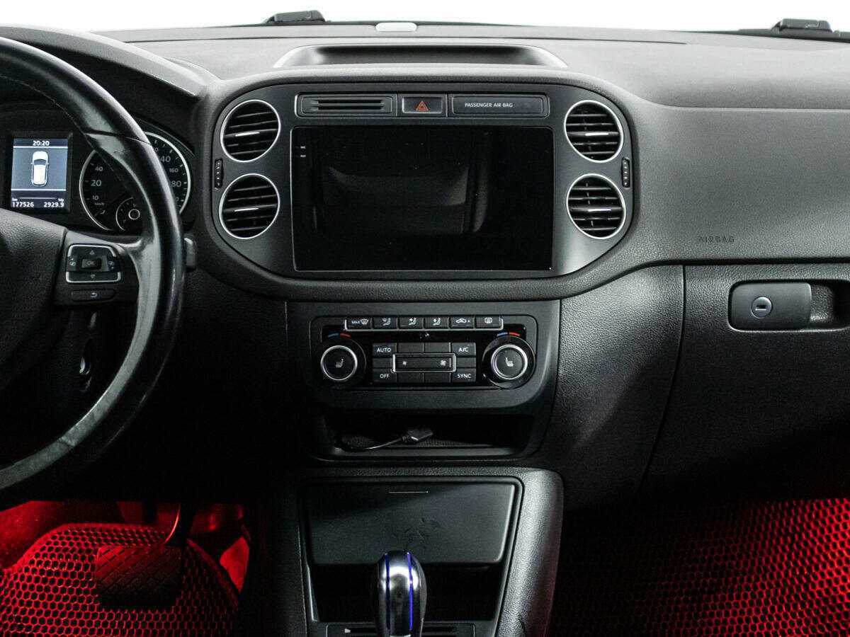 Volkswagen Tiguan с пробегом — 2012 год. Фото: #13