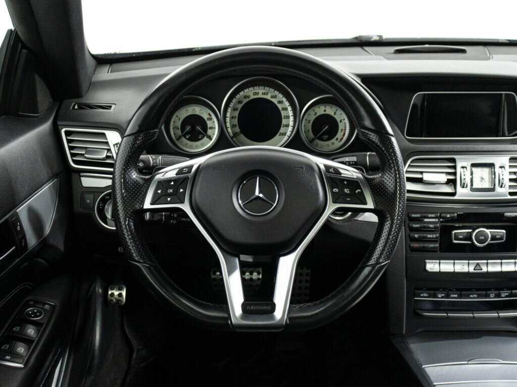 Mercedes-Benz E-Класс с пробегом — 2015 год. Фото: #15