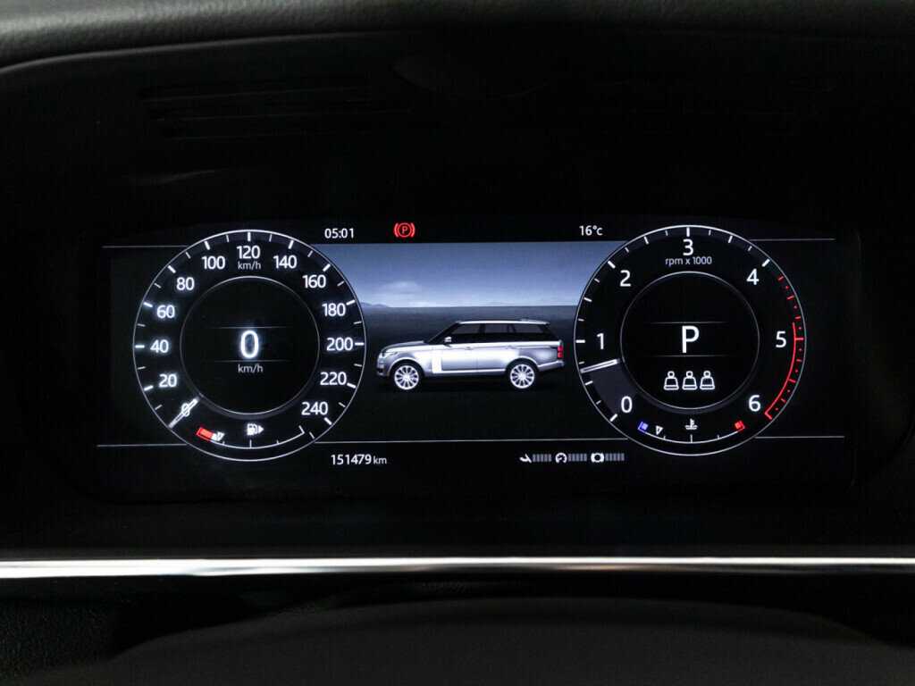 Land Rover Range Rover с пробегом — 2018 год. Фото: #11