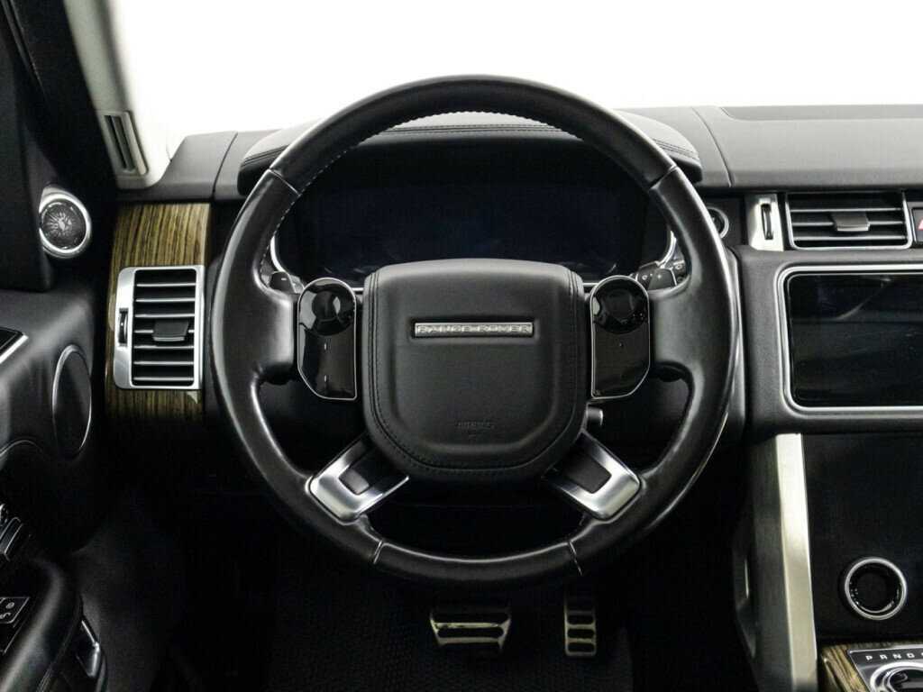 Land Rover Range Rover с пробегом — 2018 год. Фото: #12