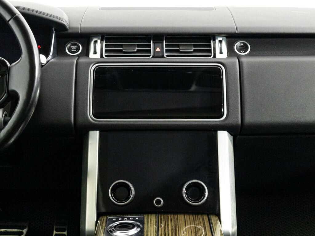 Land Rover Range Rover с пробегом — 2018 год. Фото: #13