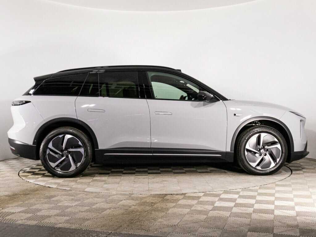 Nio ES6 с пробегом — 2024 год. Фото: #3