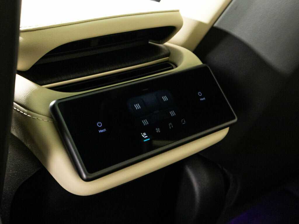 Nio ES6 с пробегом — 2024 год. Фото: #28