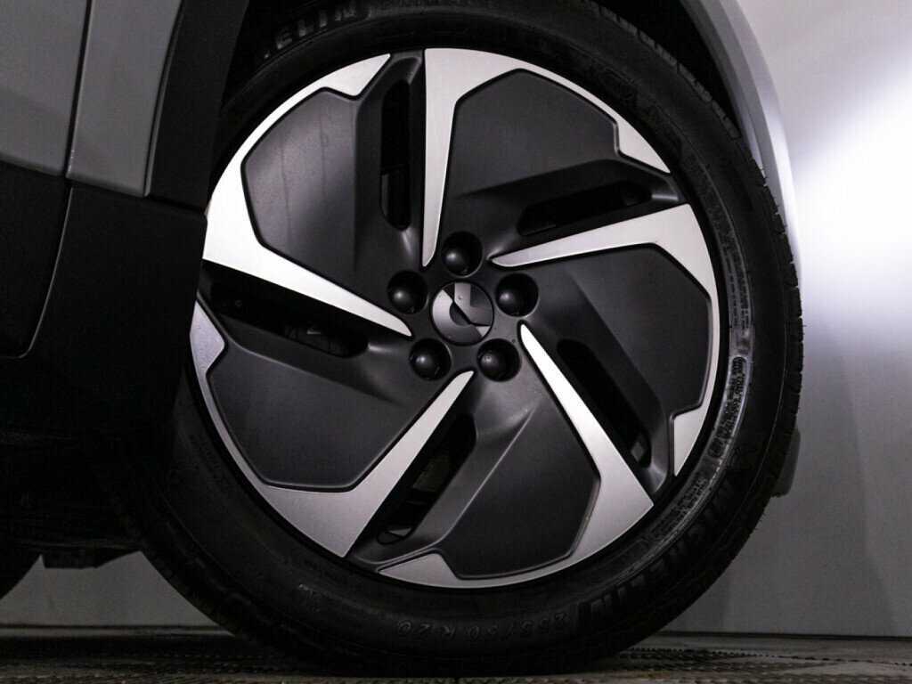 Nio ES6 с пробегом — 2024 год. Фото: #36