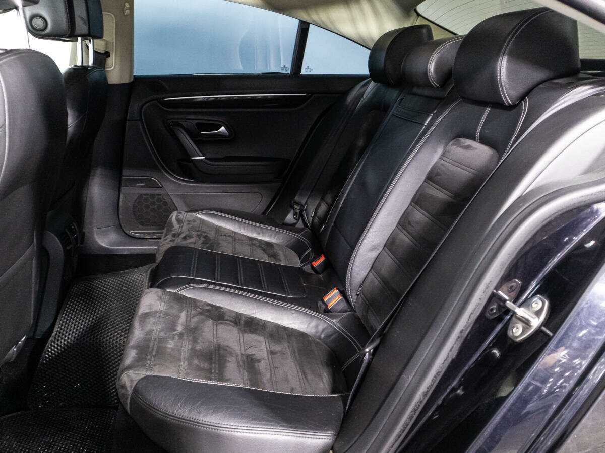 Volkswagen Passat CC с пробегом — 2013 год. Фото: #9