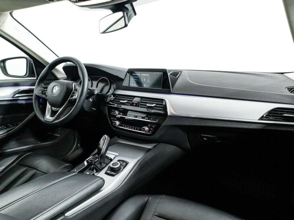 BMW 5 серии с пробегом — 2018 год. Фото: #8