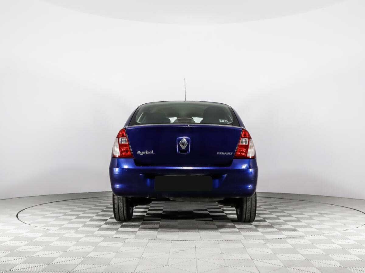 Renault Symbol с пробегом — 2006 год. Фото: #5