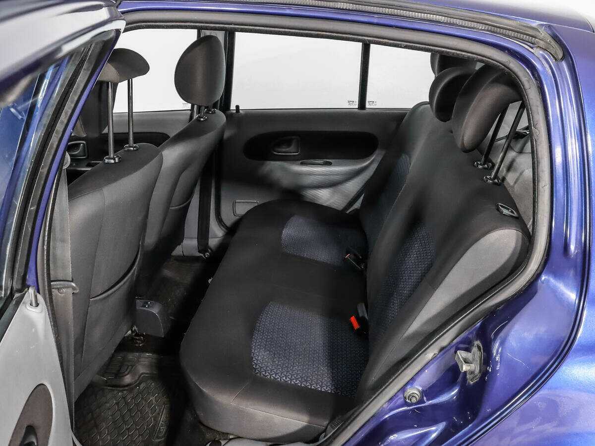 Renault Symbol с пробегом — 2006 год. Фото: #9