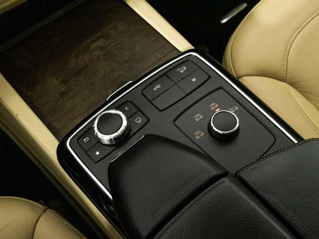 Mercedes-Benz GLE Coupe с пробегом — 2016 год. Фото: #19