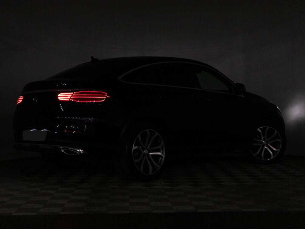 Mercedes-Benz GLE Coupe с пробегом — 2016 год. Фото: #24