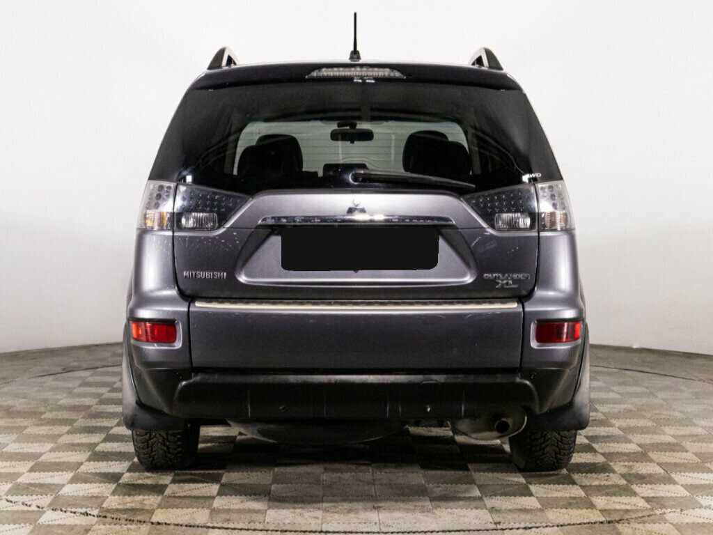 Mitsubishi Outlander с пробегом — 2011 год. Фото: #5