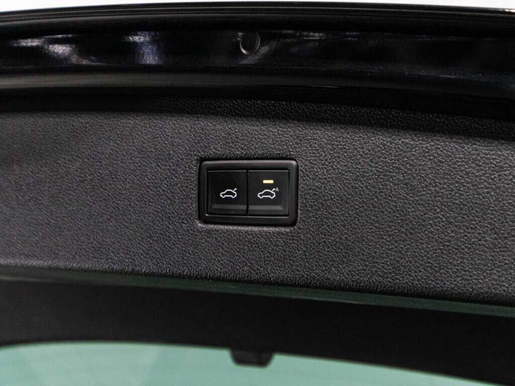 Volkswagen Tiguan с пробегом — 2021 год. Фото: #14