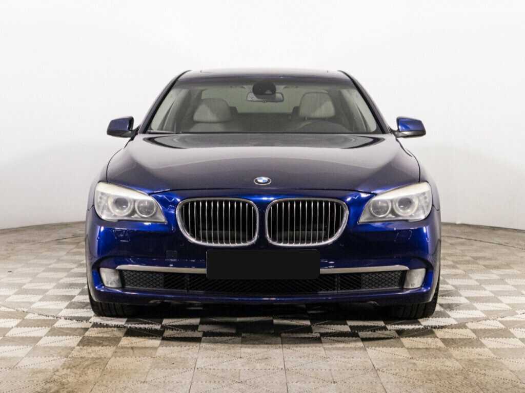 BMW 7 серии с пробегом — 2012 год. Фото: #1