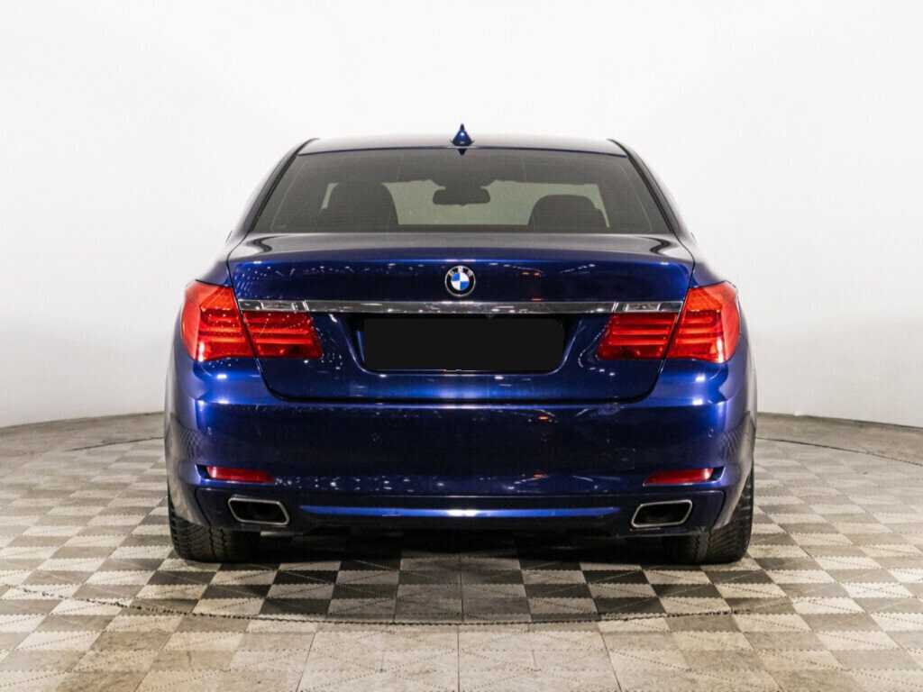 BMW 7 серии с пробегом — 2012 год. Фото: #5