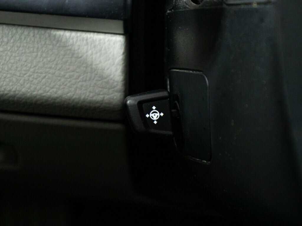 BMW 7 серии с пробегом — 2012 год. Фото: #19