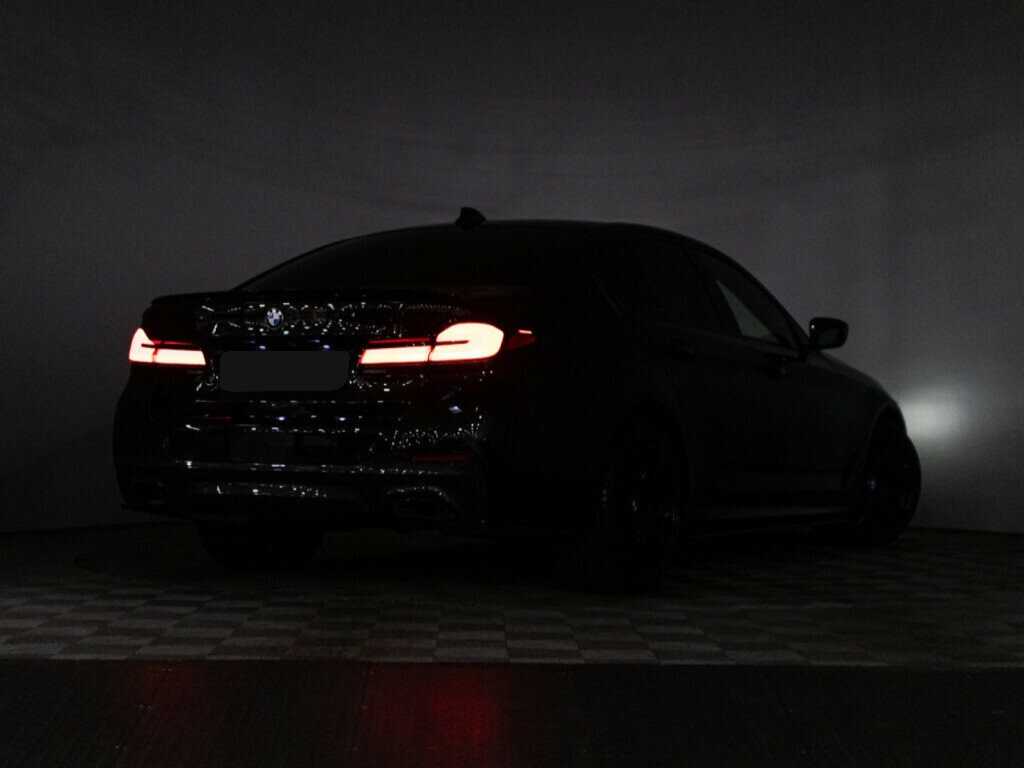 BMW 5 серии с пробегом — 2021 год. Фото: #24