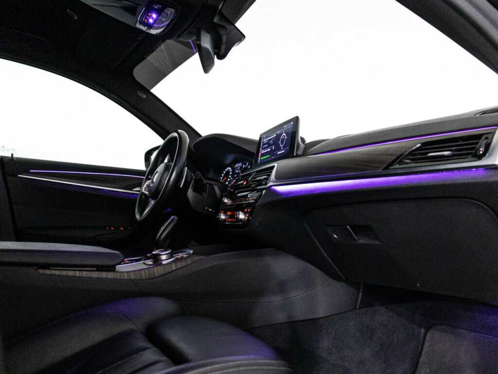 BMW 5 серии с пробегом — 2021 год. Фото: #33