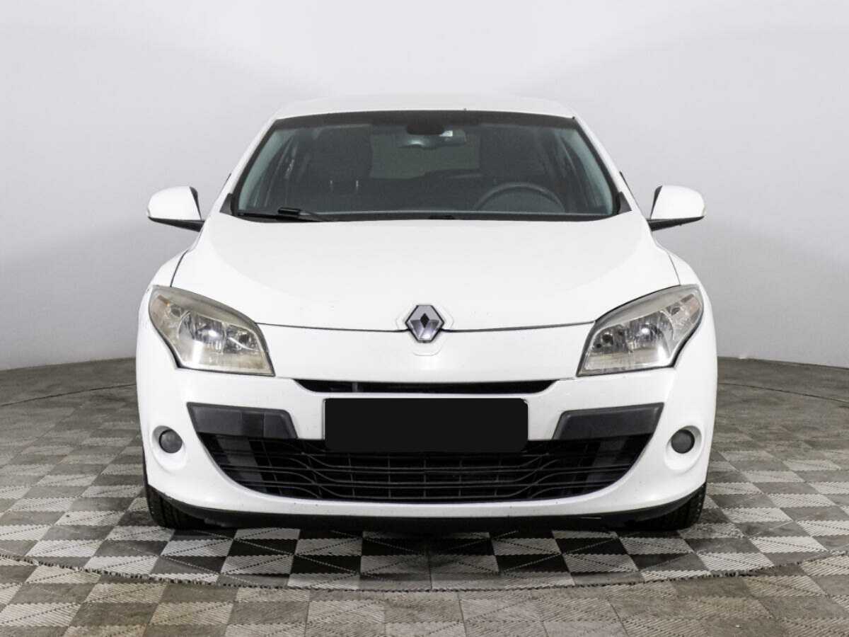 Renault Megane с пробегом — 2009 год. Фото: #1