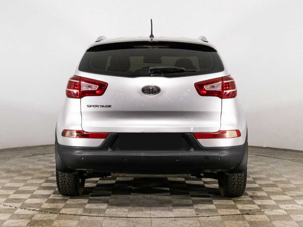 Kia Sportage с пробегом — 2010 год. Фото: #5