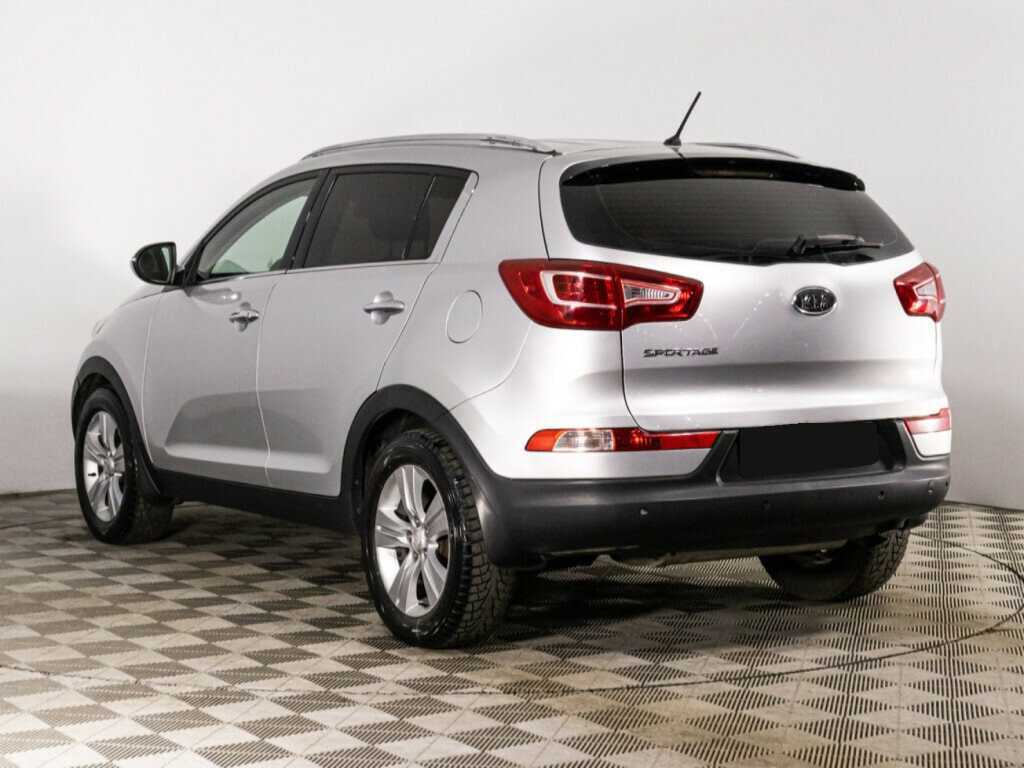 Kia Sportage с пробегом — 2010 год. Фото: #6