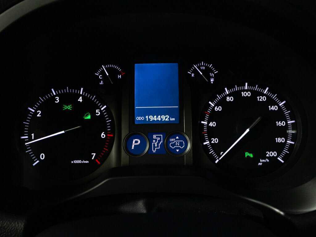 Lexus GX с пробегом — 2014 год. Фото: #11