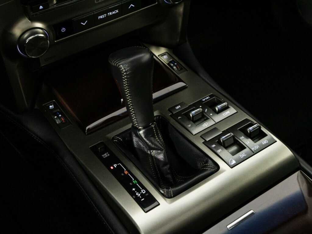 Lexus GX с пробегом — 2014 год. Фото: #16