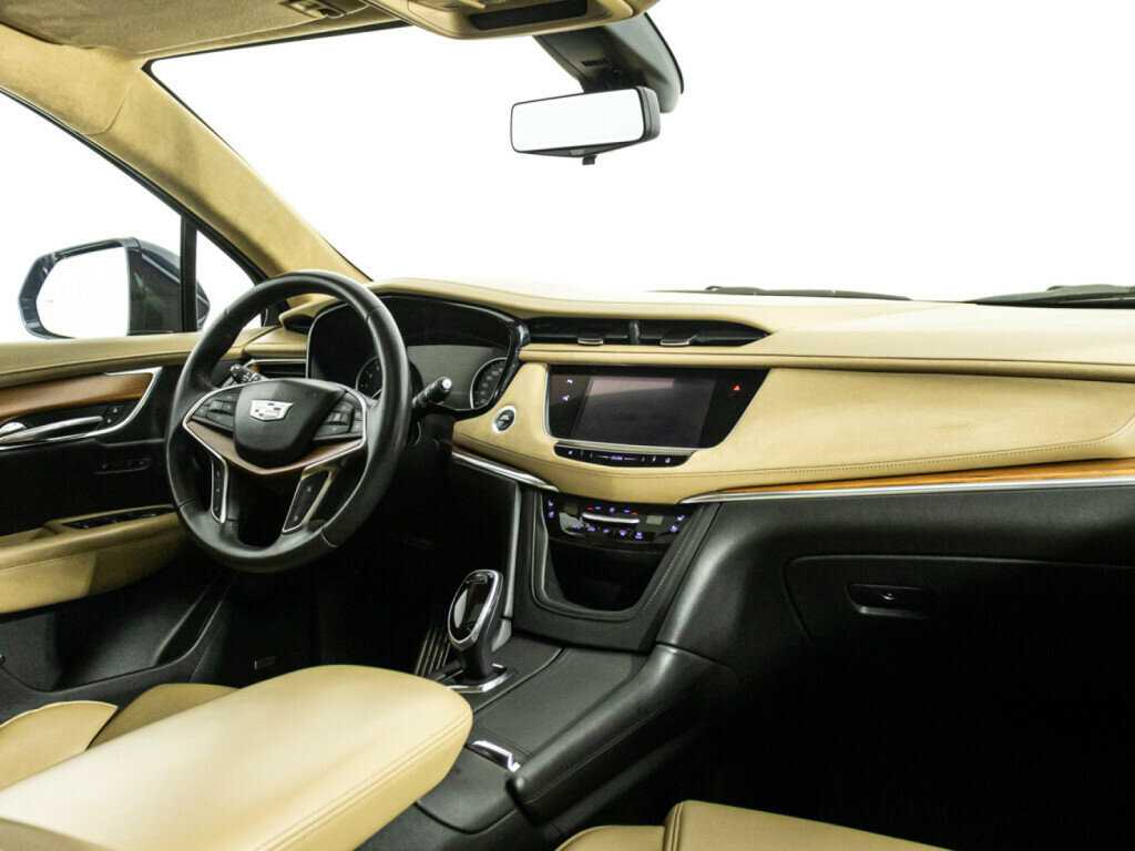 Cadillac XT5 с пробегом — 2016 год. Фото: #8