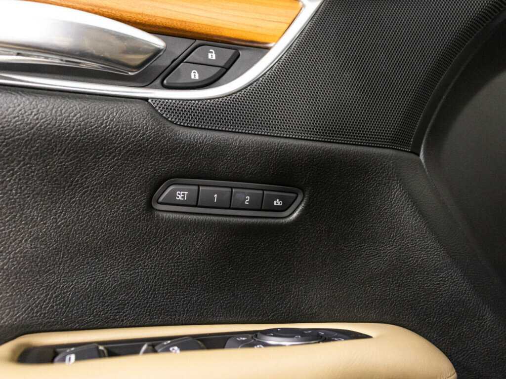 Cadillac XT5 с пробегом — 2016 год. Фото: #23