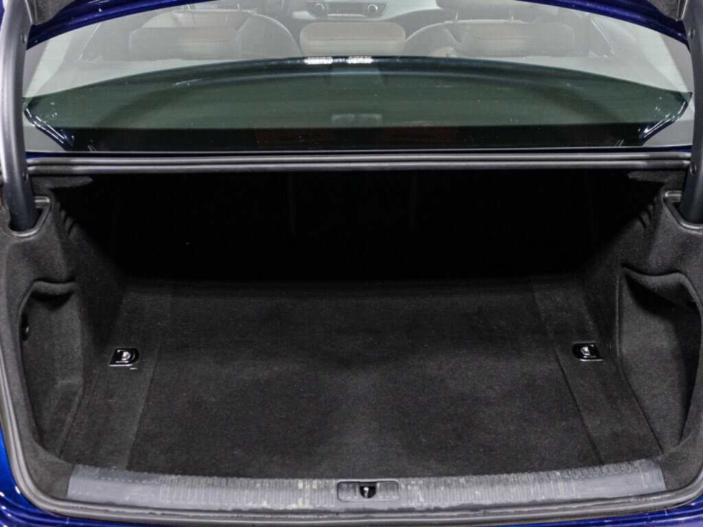 Audi A4 с пробегом — 2016 год. Фото: #14